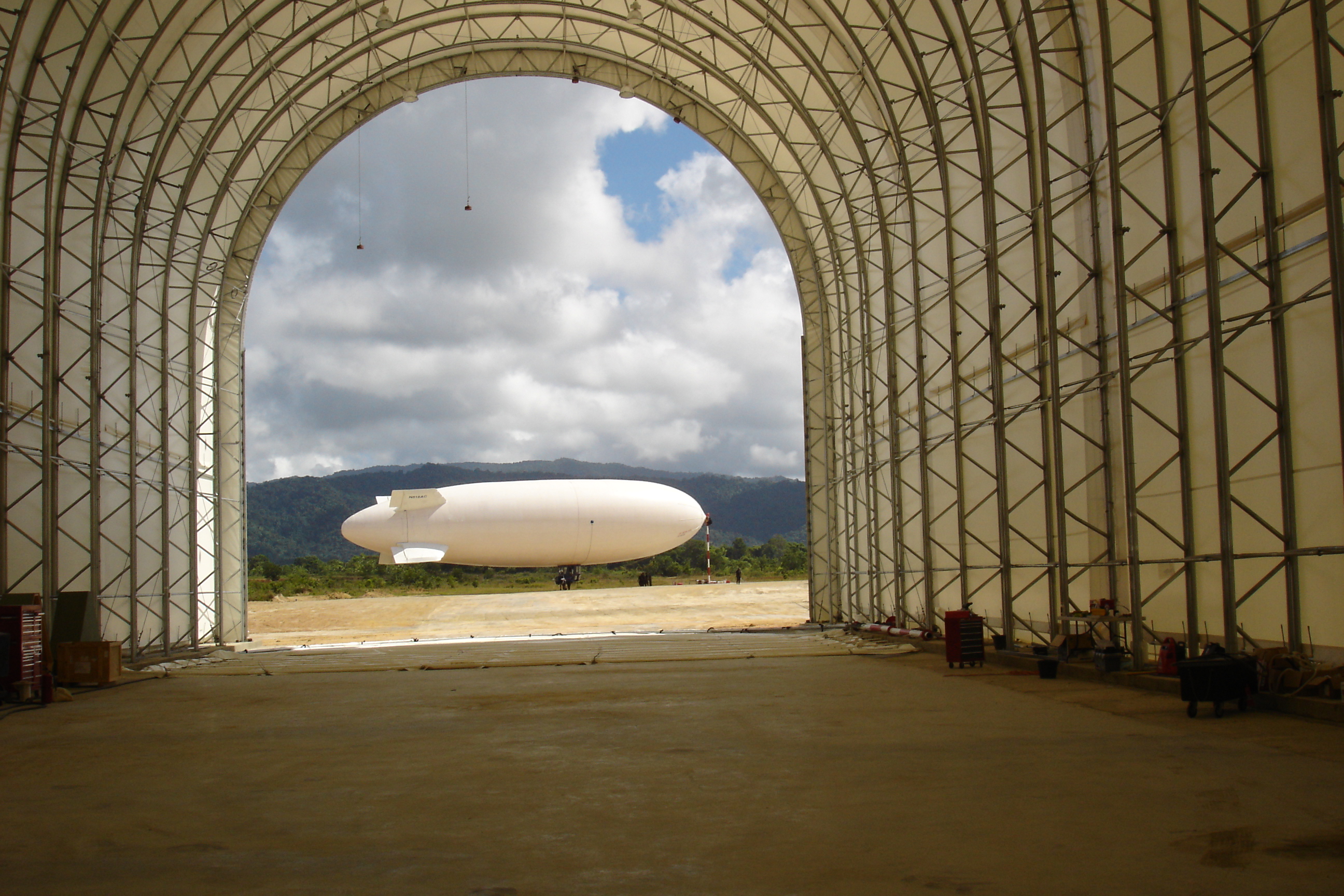 Aeros '40B 'Sky Dragon' and Hangar